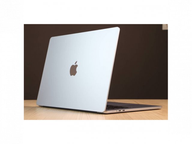 Újszerű Apple MacBook Air 15