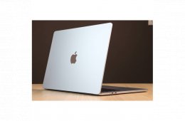 Újszerű Apple MacBook Air 15