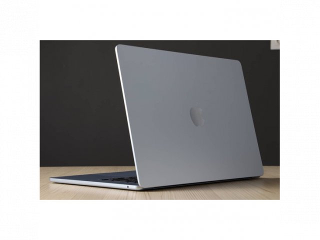 Újszerű Apple MacBook Air 15