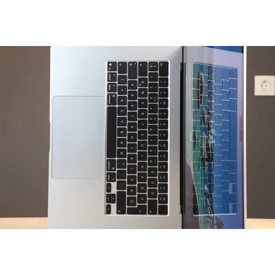 Újszerű Apple MacBook Air 15