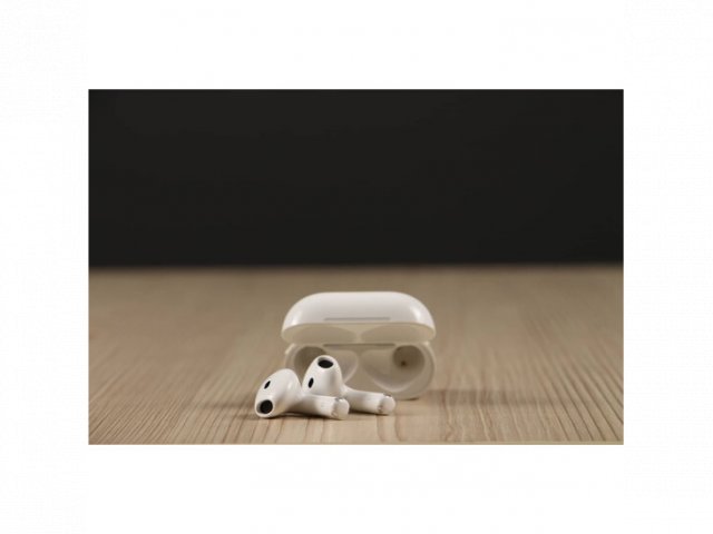 Használt Airpods 4 ANC US-8348