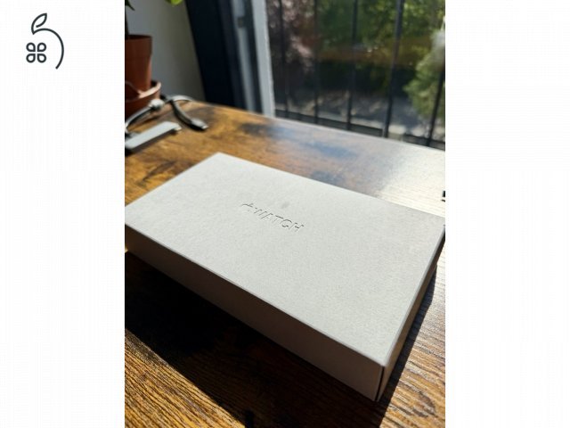 Karcmentes Apple Watch Ultra 2 49mm Black Titanium