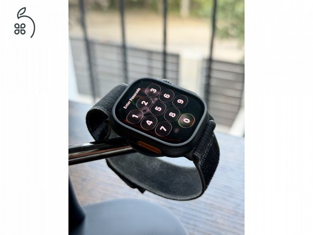 Karcmentes Apple Watch Ultra 2 49mm Black Titanium