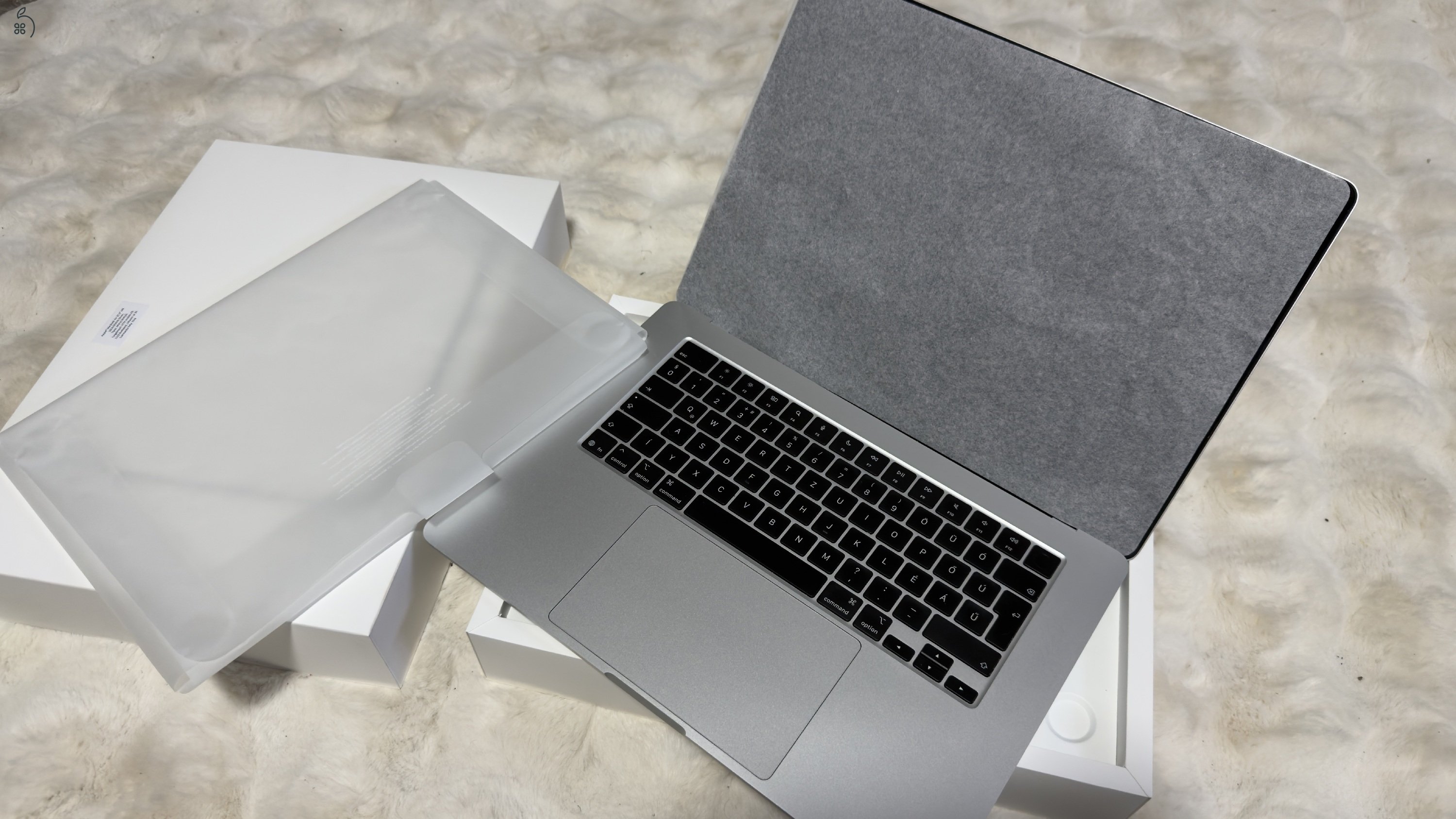 MACBOOK AIR M4 15