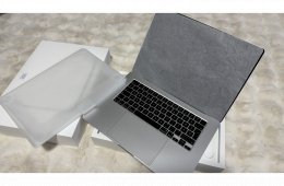 MACBOOK AIR M4 15