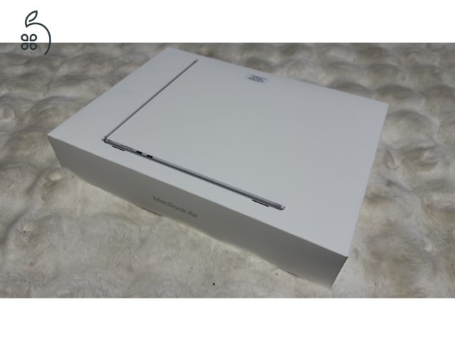 MACBOOK AIR M4 15