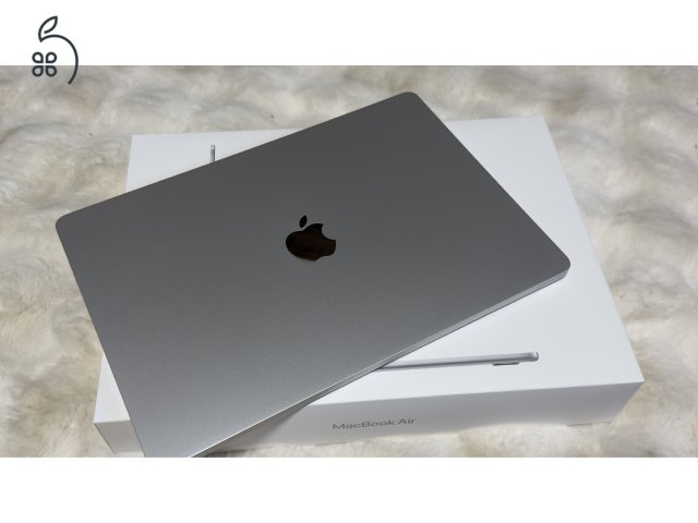 MACBOOK AIR M4 15