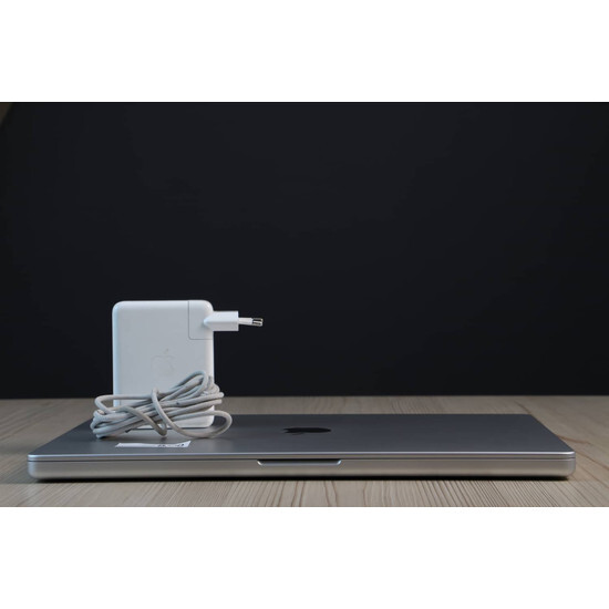 Újszerű Apple MacBook Pro 16