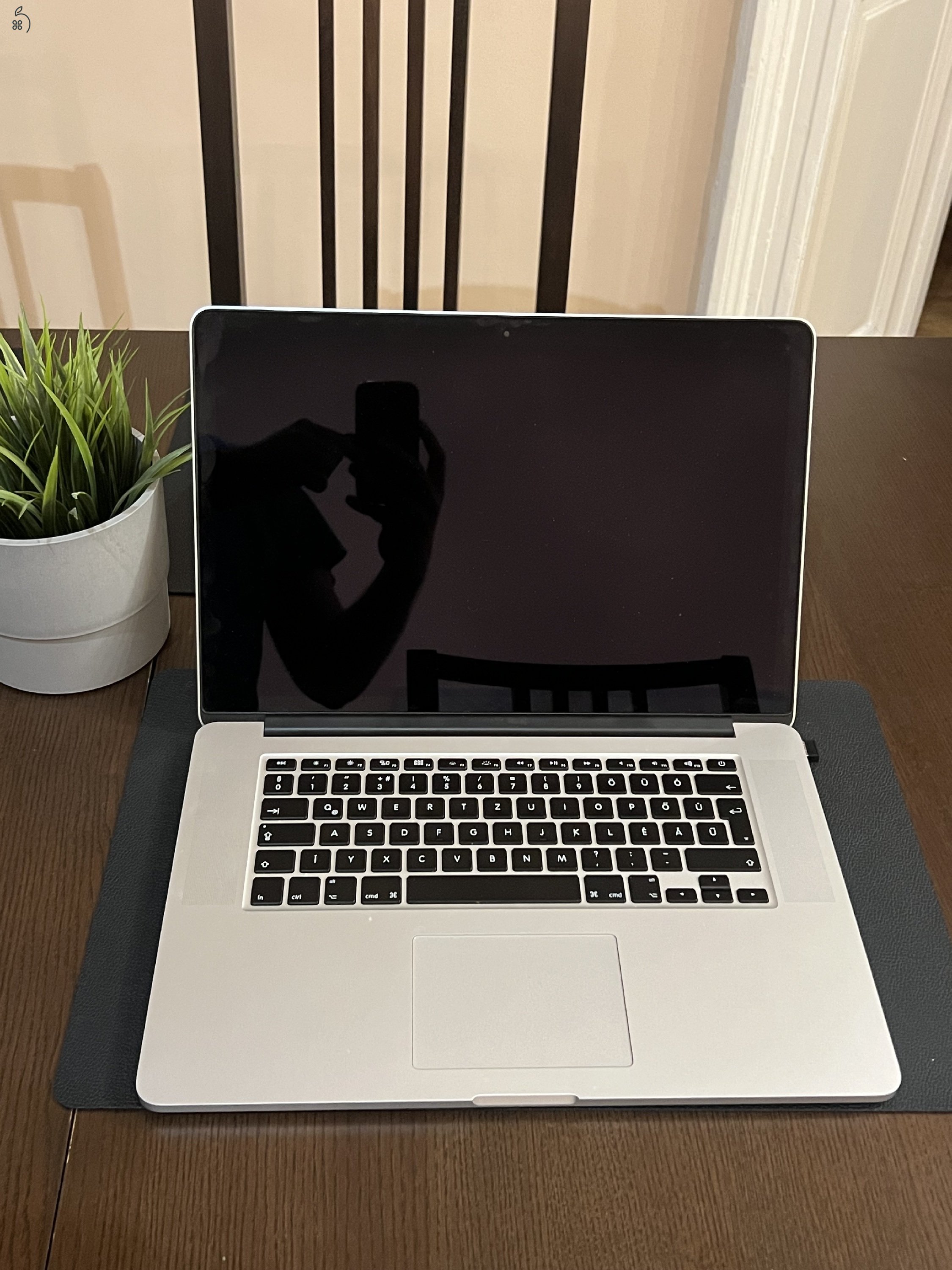 MacBook Pro 2015 15” (MacOS Sequoia)
