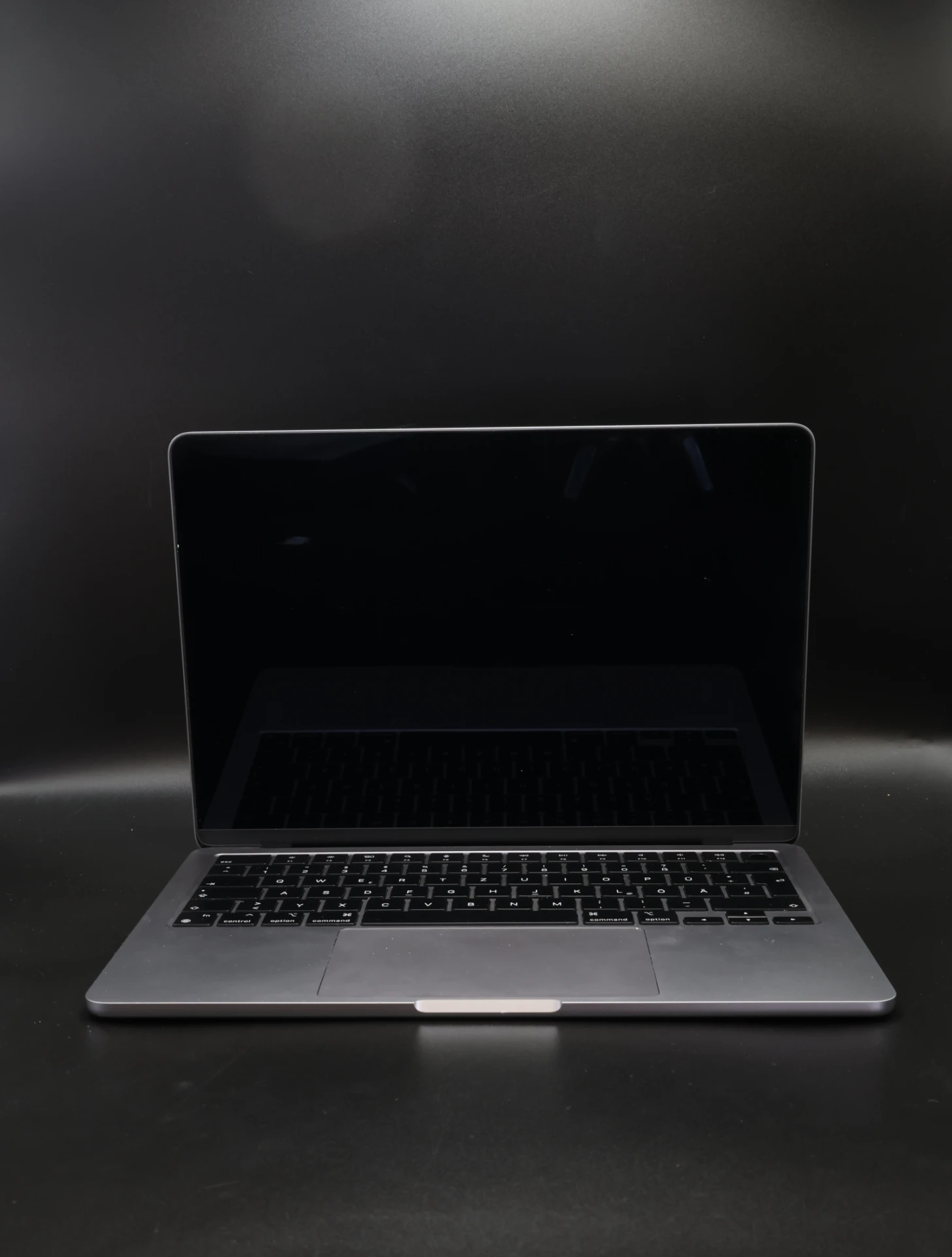 Apple MacBook Air 13″ 2022 M2 256 GB Space Gray 87% akku - 12 HÓ GARANCIA