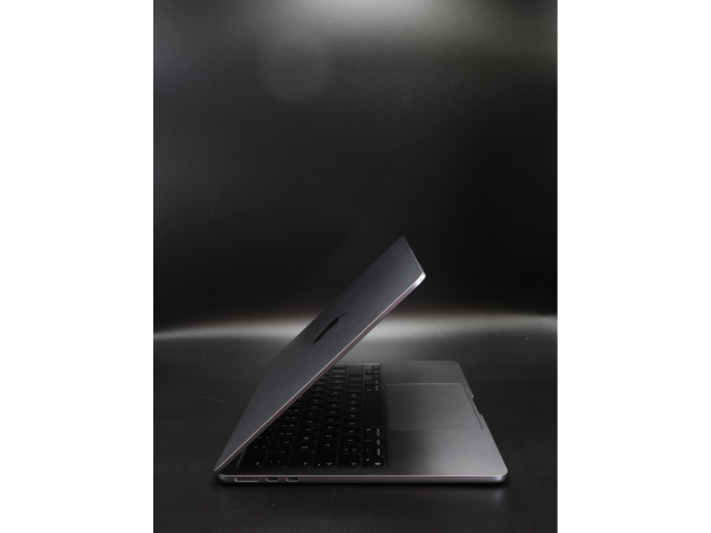 Apple MacBook Air 13″ 2022 M2 256 GB Space Gray 87% akku - 12 HÓ GARANCIA