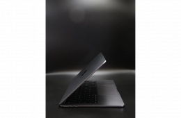 Apple MacBook Air 13″ 2022 M2 256 GB Space Gray 87% akku - 12 HÓ GARANCIA