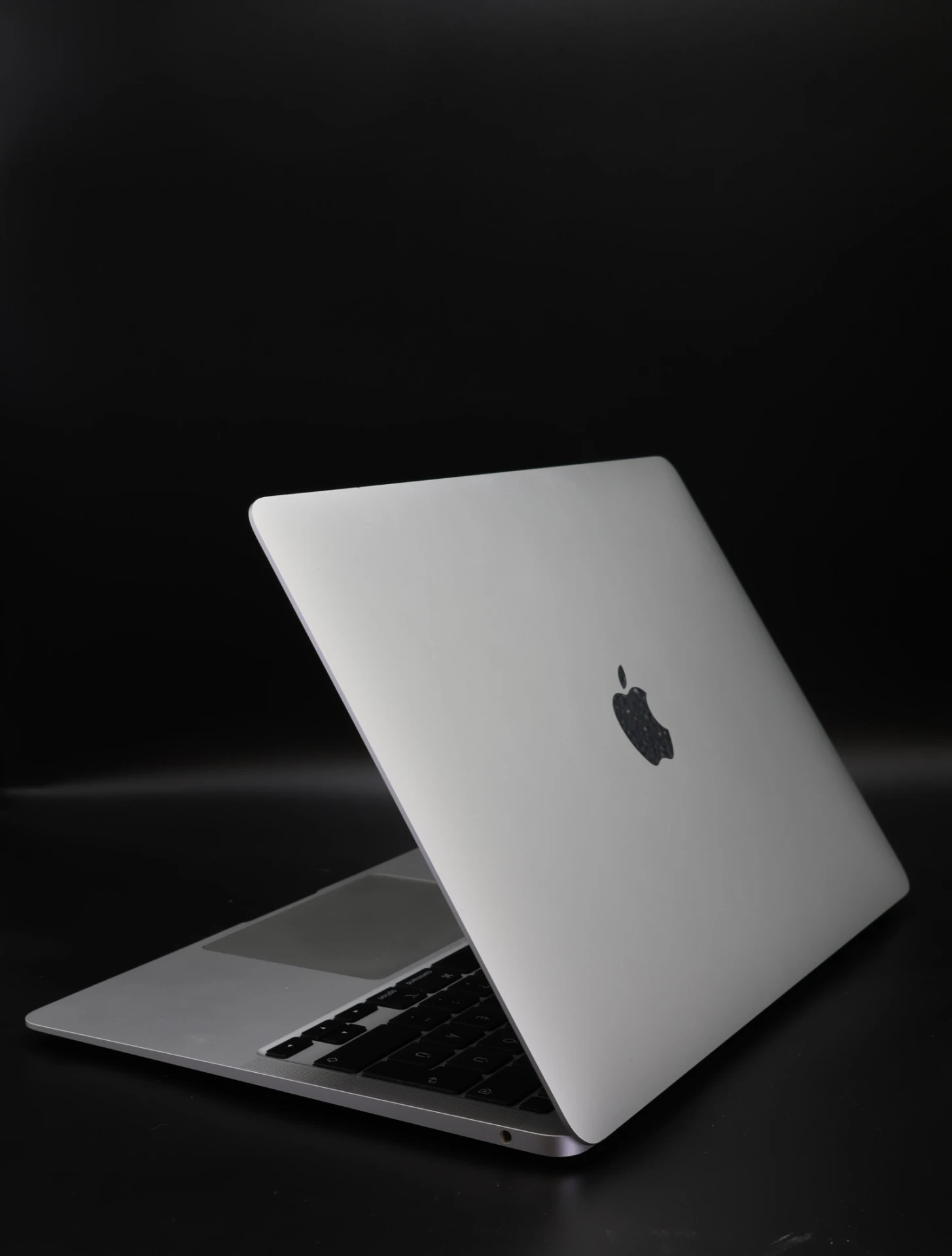 Apple MacBook Air 13″ 2020 M1 256 GB Silver 83% akku - 12 HÓ GARANCIA