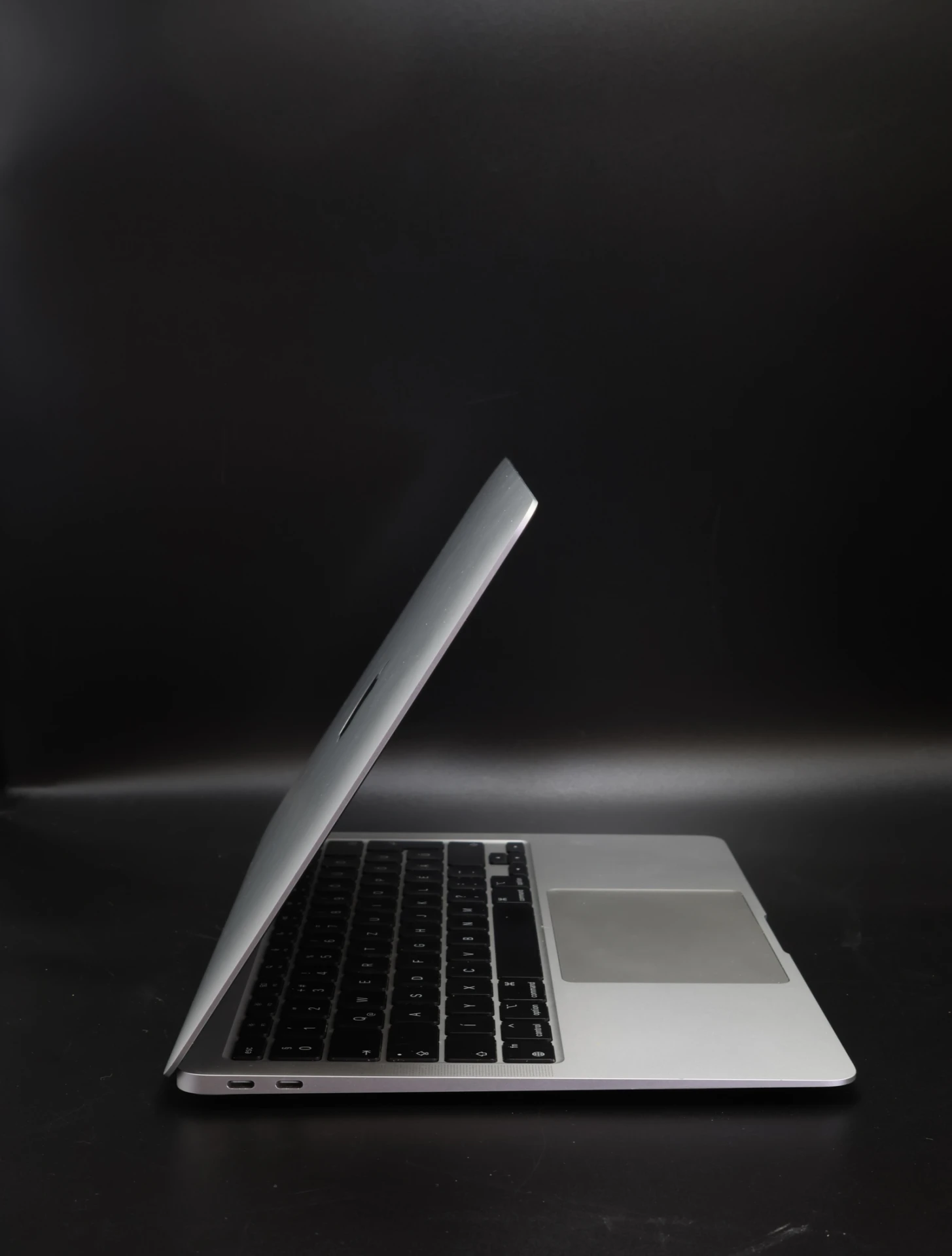 Apple MacBook Air 13″ 2020 M1 256 GB Silver 83% akku - 12 HÓ GARANCIA