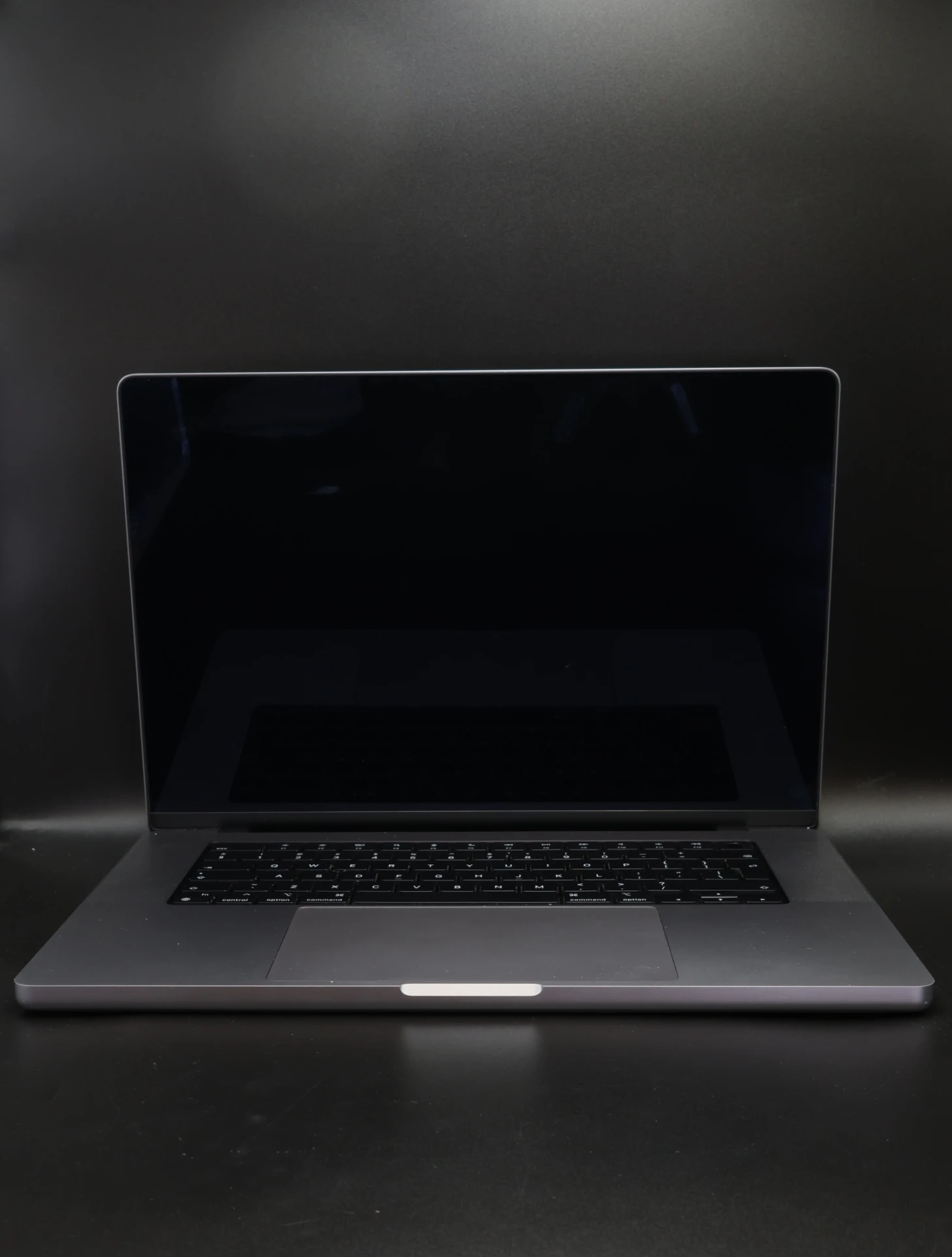 Apple MacBook Pro 16″ 2021 M1 Pro 1TB Silver 94% akku - 12 HÓ GARANCIA