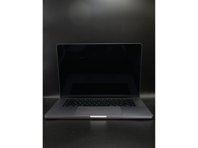 Apple MacBook Pro 16″ 2021 M1 Pro 1TB Silver 94% akku - 12 HÓ GARANCIA
