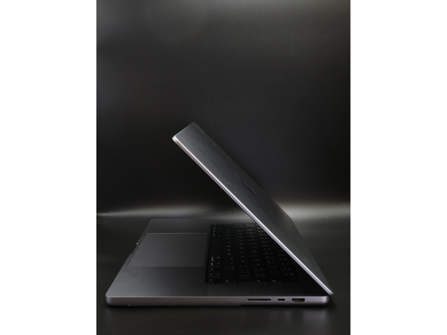 Apple MacBook Pro 16″ 2021 M1 Pro 1TB Silver 94% akku - 12 HÓ GARANCIA