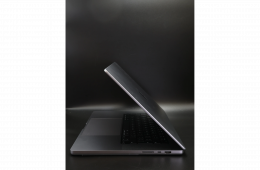 Apple MacBook Pro 16″ 2021 M1 Pro 1TB Silver 94% akku - 12 HÓ GARANCIA