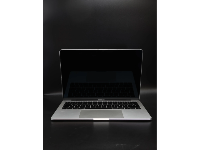 Apple MacBook Pro 13″ 2017 i5 256 GB Silver akku - 12 HÓ GARANCIA