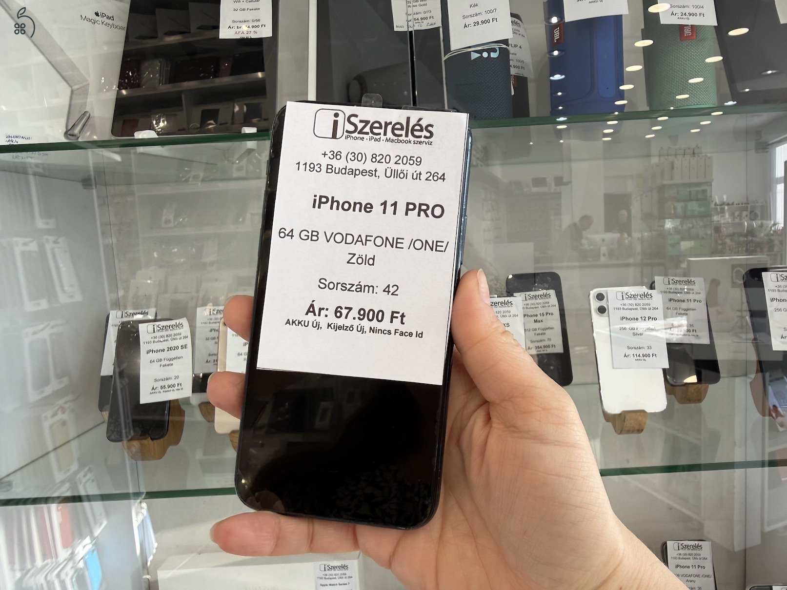 Garanciás | iPhone 11 Pro 64GB One függő, új akku, új kijelző (42) iSzerelés.hu