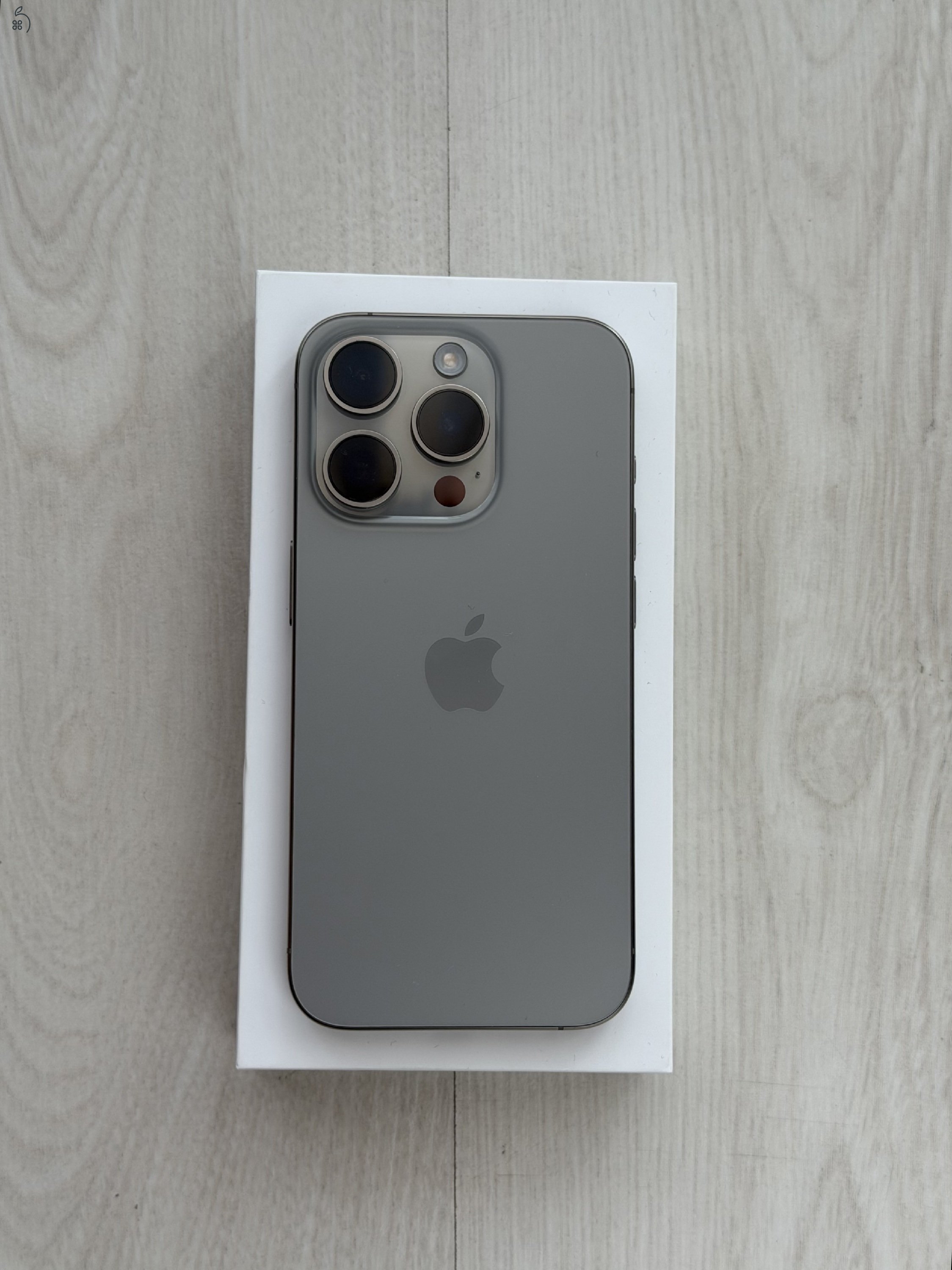 iPhone 15 Pro 128 gb - Garis