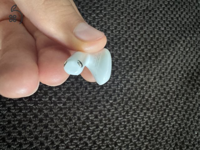 Eredeti Airpods 4