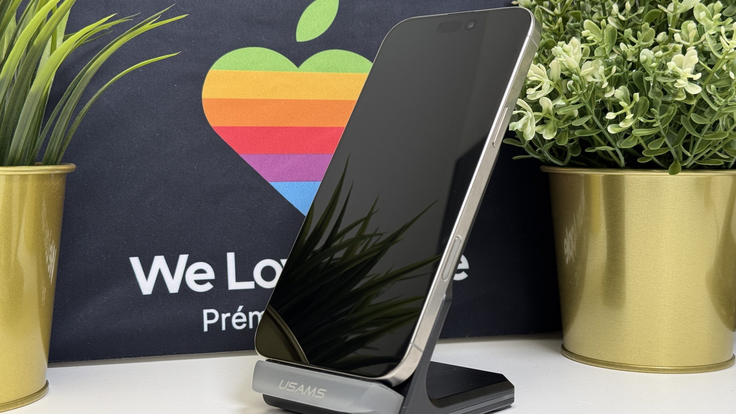 iPhone 16 Pro Max 256GB, Natúr Titán, Független, Számla, 2 Év Garancia, 89%
