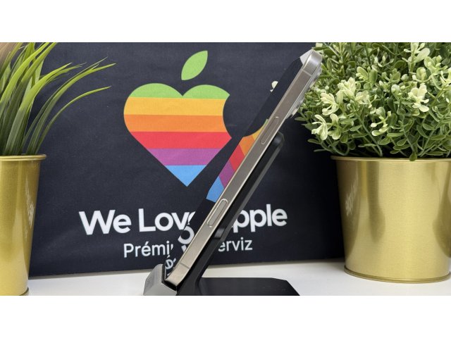 iPhone 16 Pro Max 256GB, Natúr Titán, Független, Számla, 2 Év Garancia, 89%