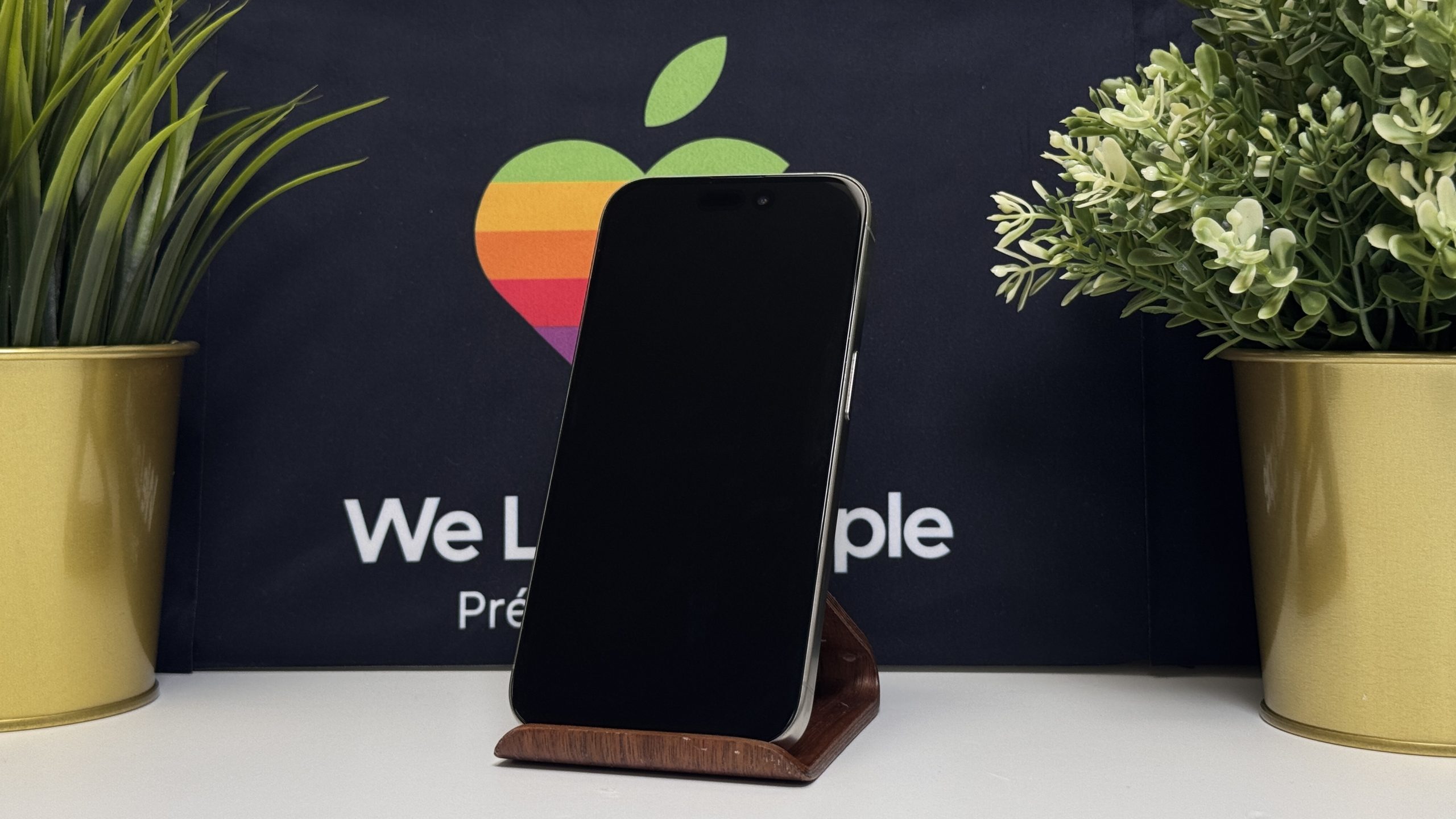iPhone 15 Pro 512GB, Natúr Titán, Független, Számla, 2 Év Garancia, 86%