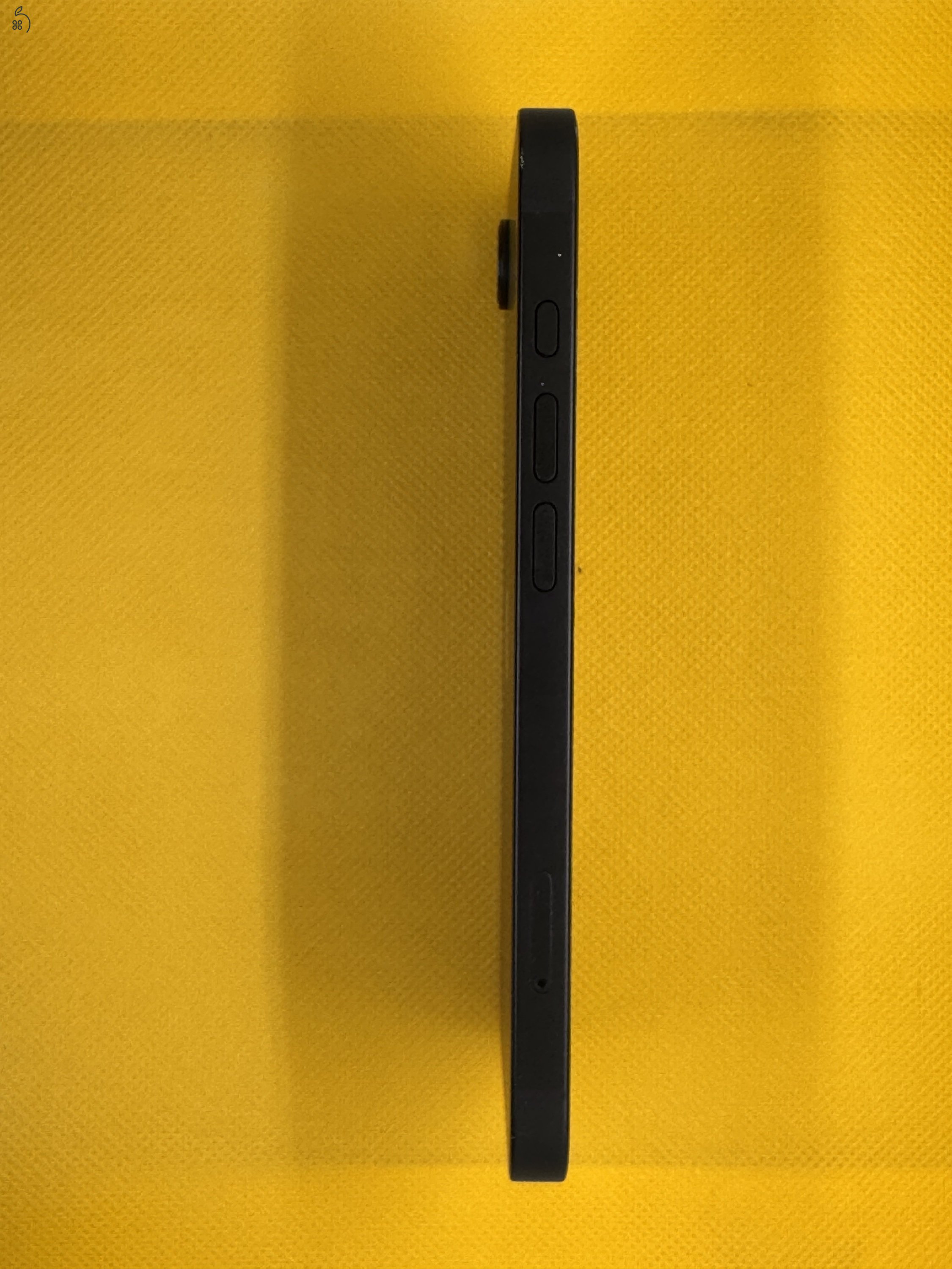 Eladó szép állapotú iPhone16e