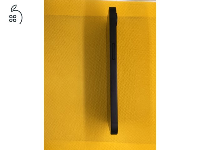 Eladó szép állapotú iPhone16e