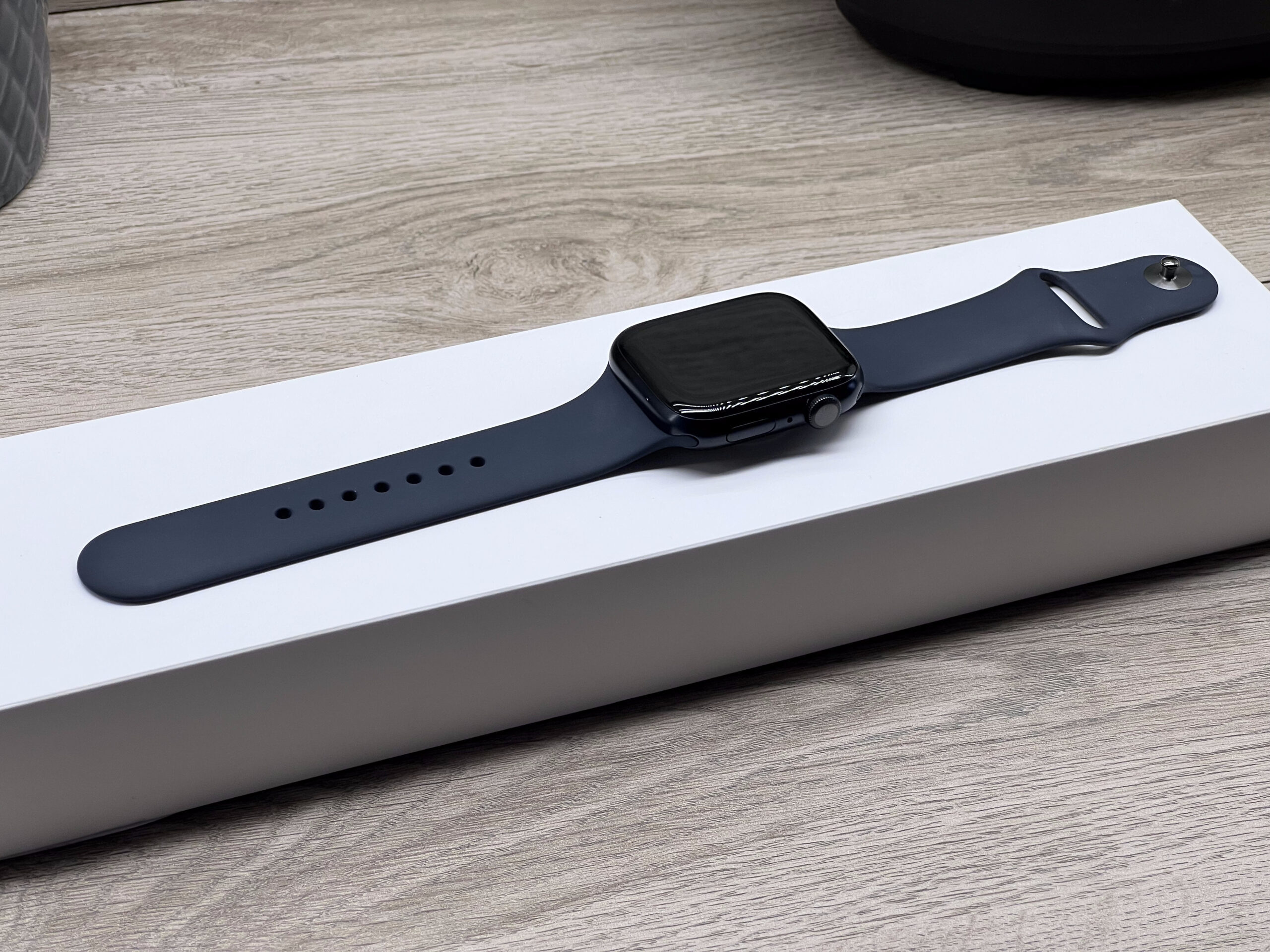 Apple Watch S8 Midnight 45mm 2 ÉV Garanciával