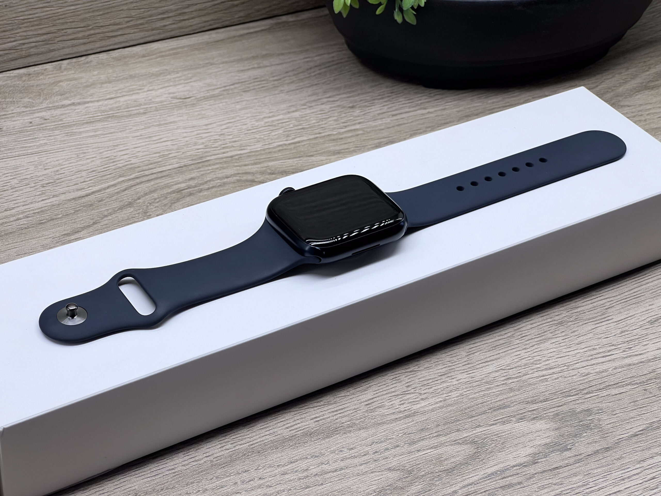 Apple Watch S8 Midnight 45mm 2 ÉV Garanciával