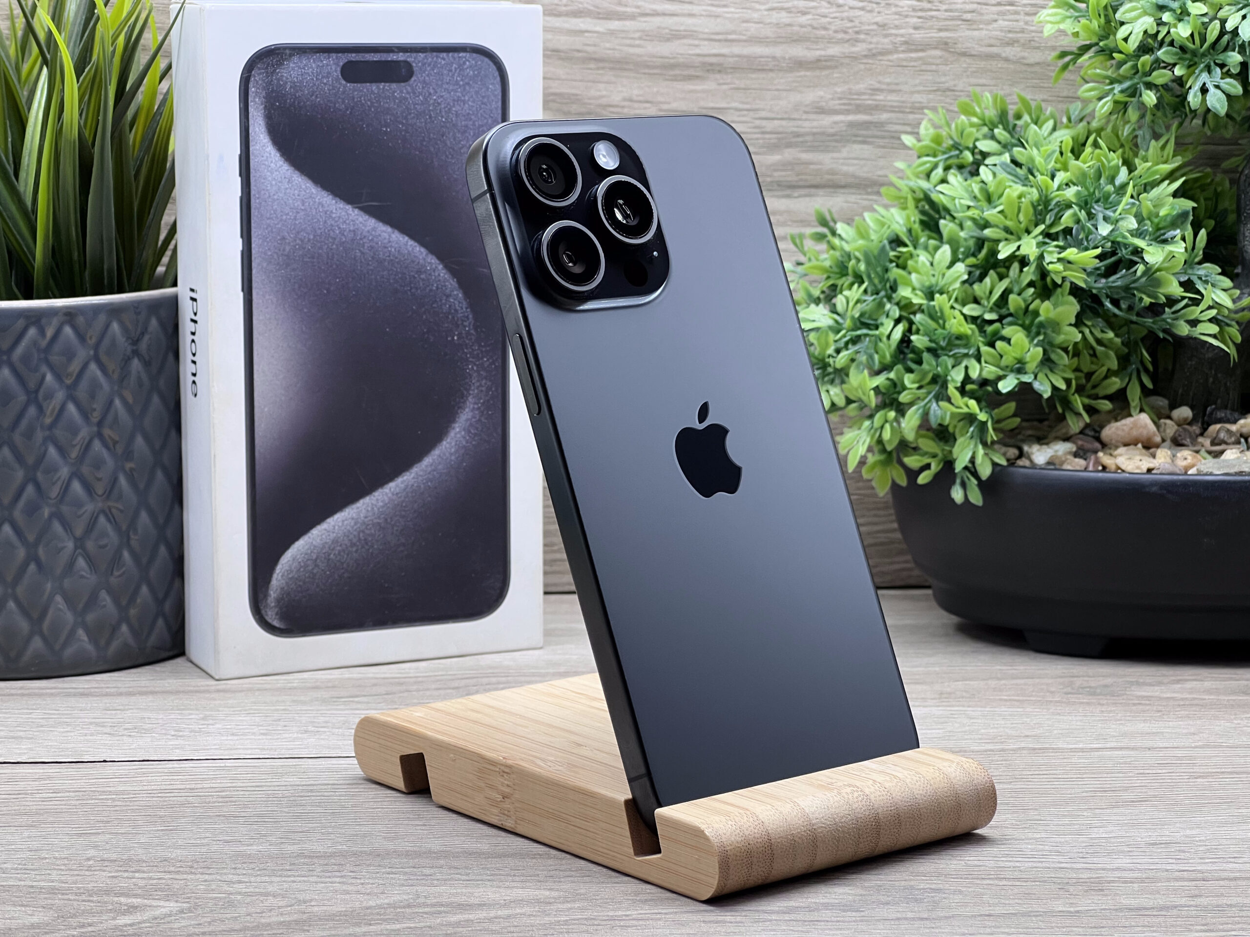 iPhone 15 pro Max Black Titanium 256GB 2 ÉV Garanciával 91%