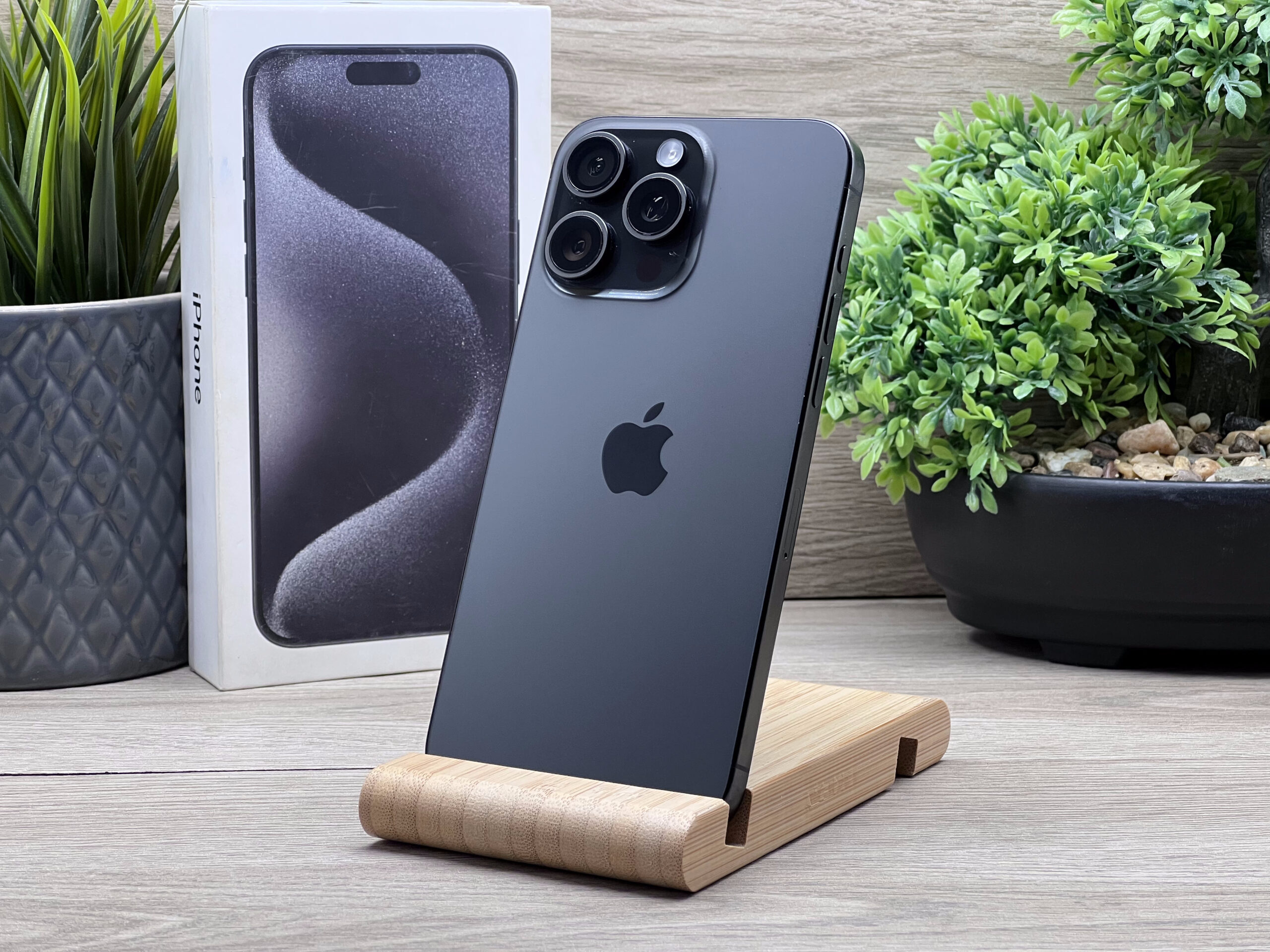 iPhone 15 pro Max Black Titanium 256GB 2 ÉV Garanciával 91%