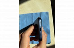 iPhone 17 Pro Deep Blue, 256 GB, Újszerű