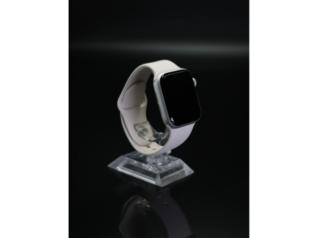 Apple Watch Series 8 Aluminium 45mm Silver 80% akku - 12 HÓ GARANCIA