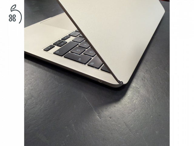 MacSzerez.com - 2022 MacBook Air 13