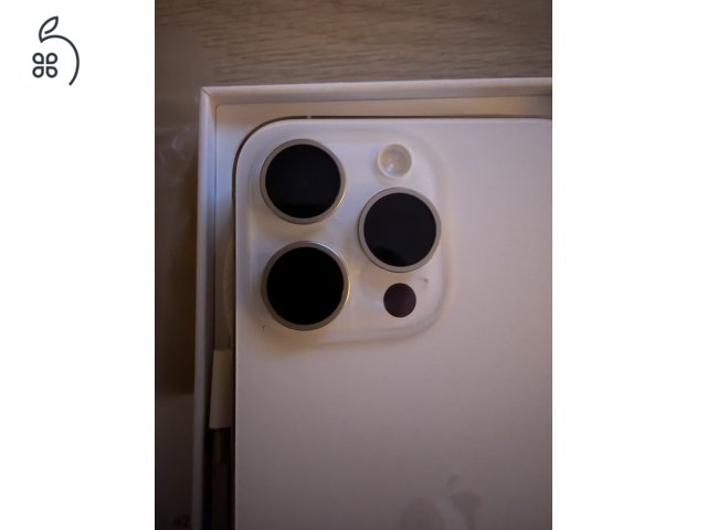 iPhone 15 Pro Max 256 GB – fehér titán