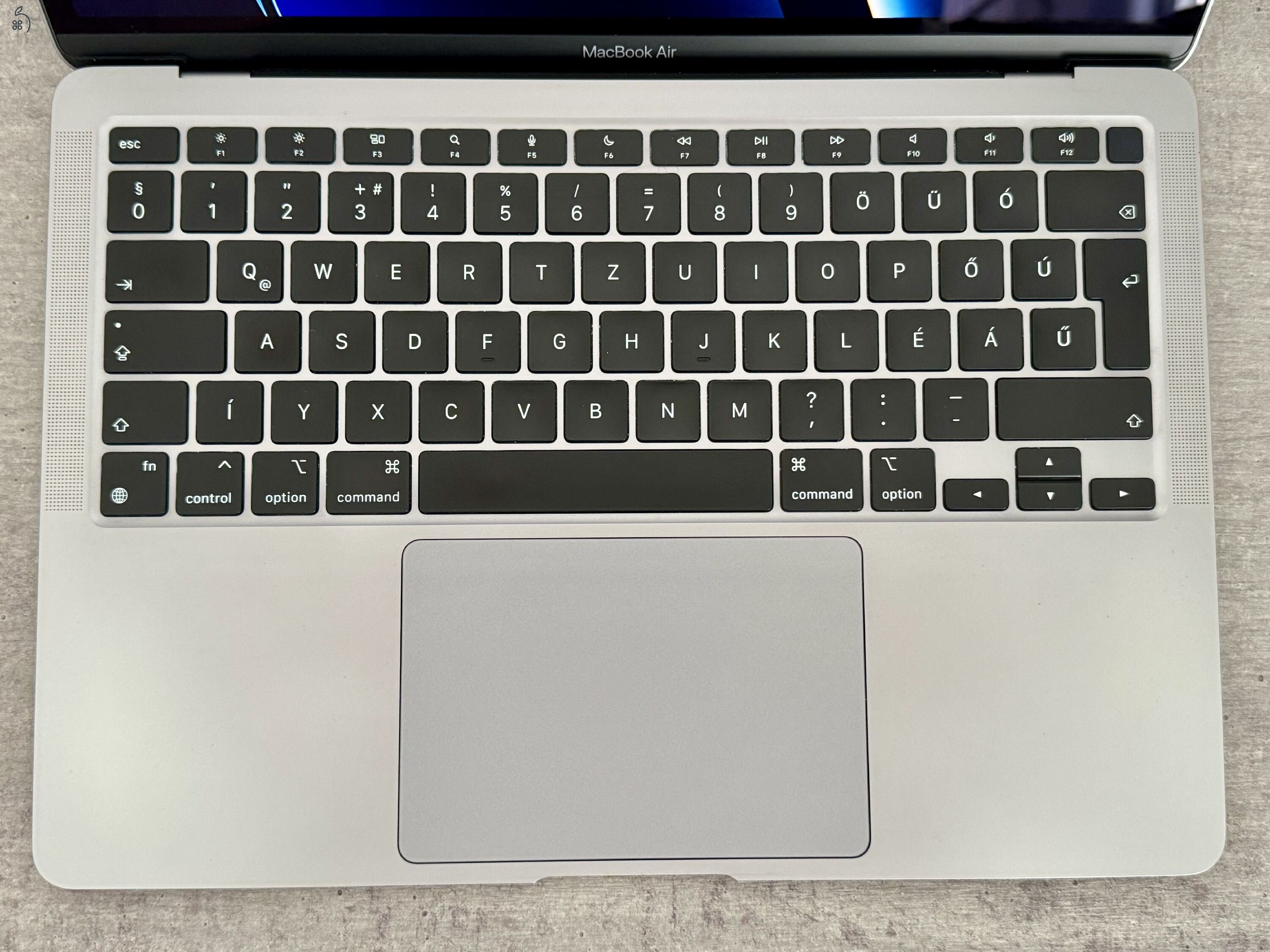 Eladó Apple MacBook Air 13,3