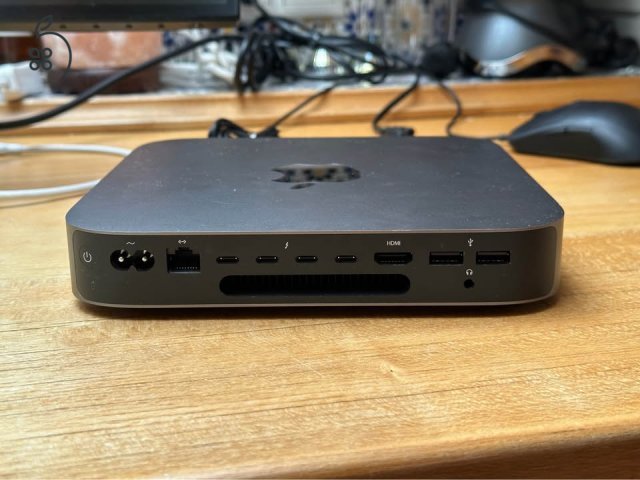 Mac Mini 2018 (i5 3 Ghz, 16 GB DDR4, 256 GB SSD) + Apple billentyűzet + Magic Mouse