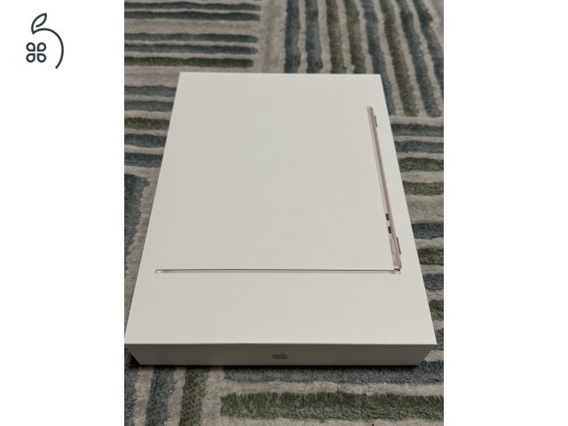 ÚJ, bontatlan MacBook AIR M5” 13” 512GB SSD MAGYAR! 1 év Apple garancia!