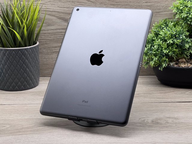 iPad 8th Space Gray 128GB 2 ÉV Garanciával 100%