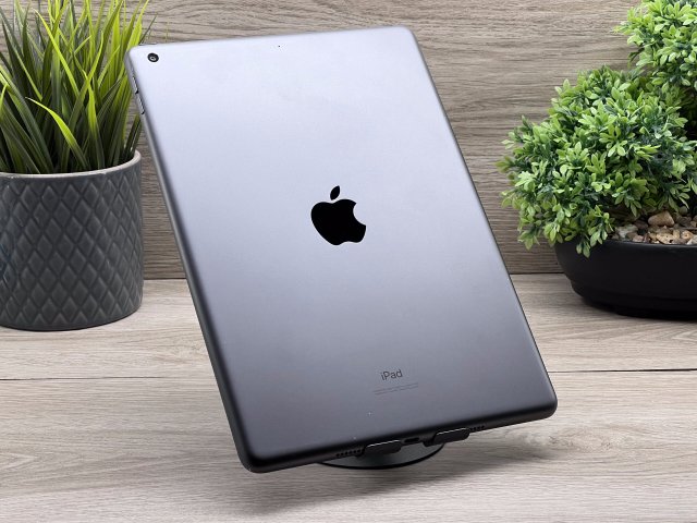 iPad 8th Space Gray 128GB 2 ÉV Garanciával 100%