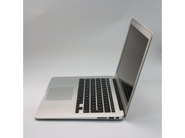 Apple MacBook Air 13″ 2017 i5 128 GB 8 GB RAM Silver HUN Bill