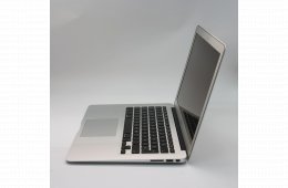 Apple MacBook Air 13″ 2017 i5 128 GB 8 GB RAM Silver HUN Bill
