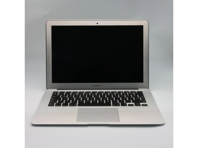 Apple MacBook Air 13″ 2017 i5 128 GB 8 GB RAM Silver HUN Bill