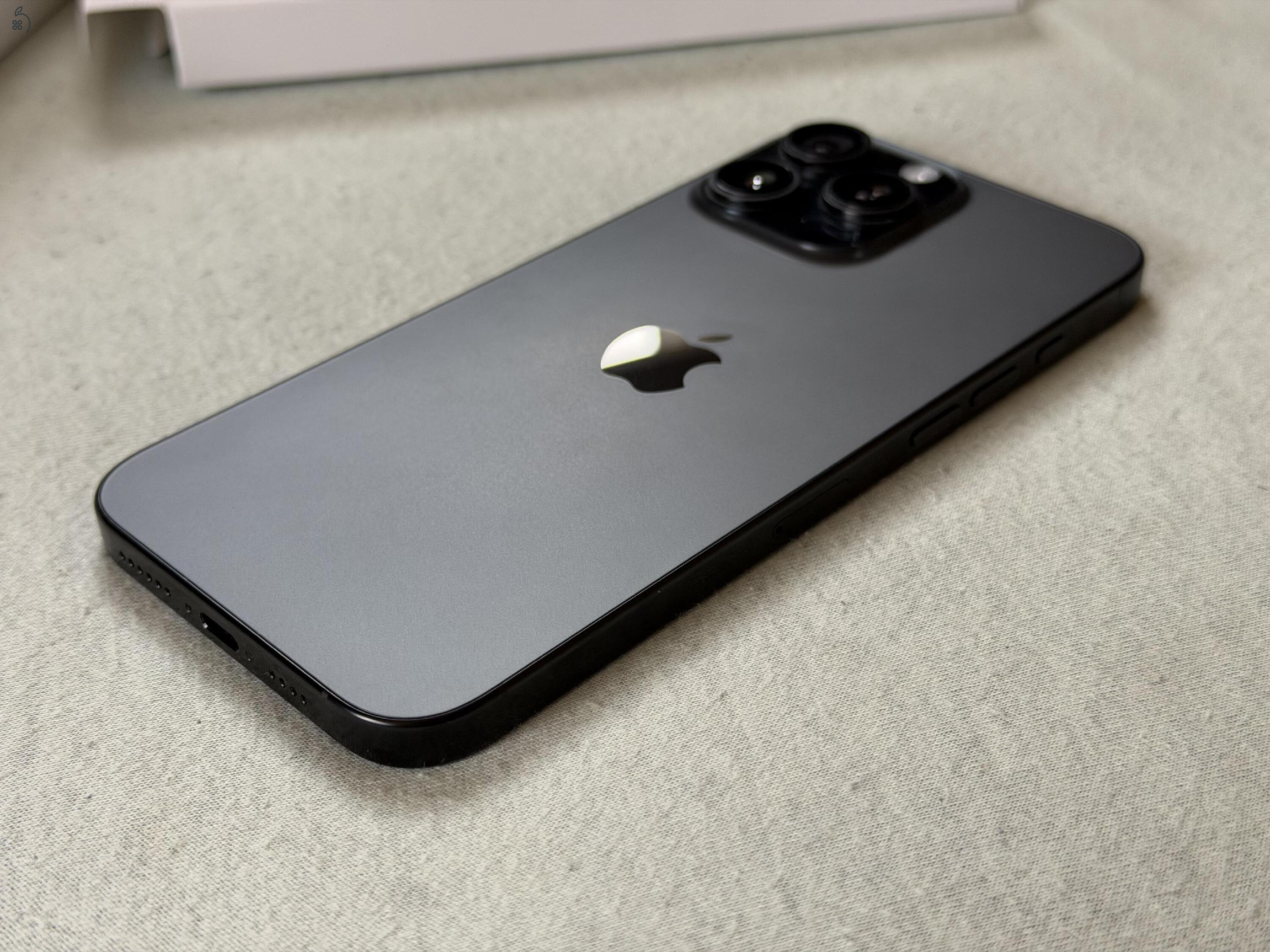 Eladó újszerű Apple iPhone 16 Pro Max 256 GB -garanciális, sok tartozék