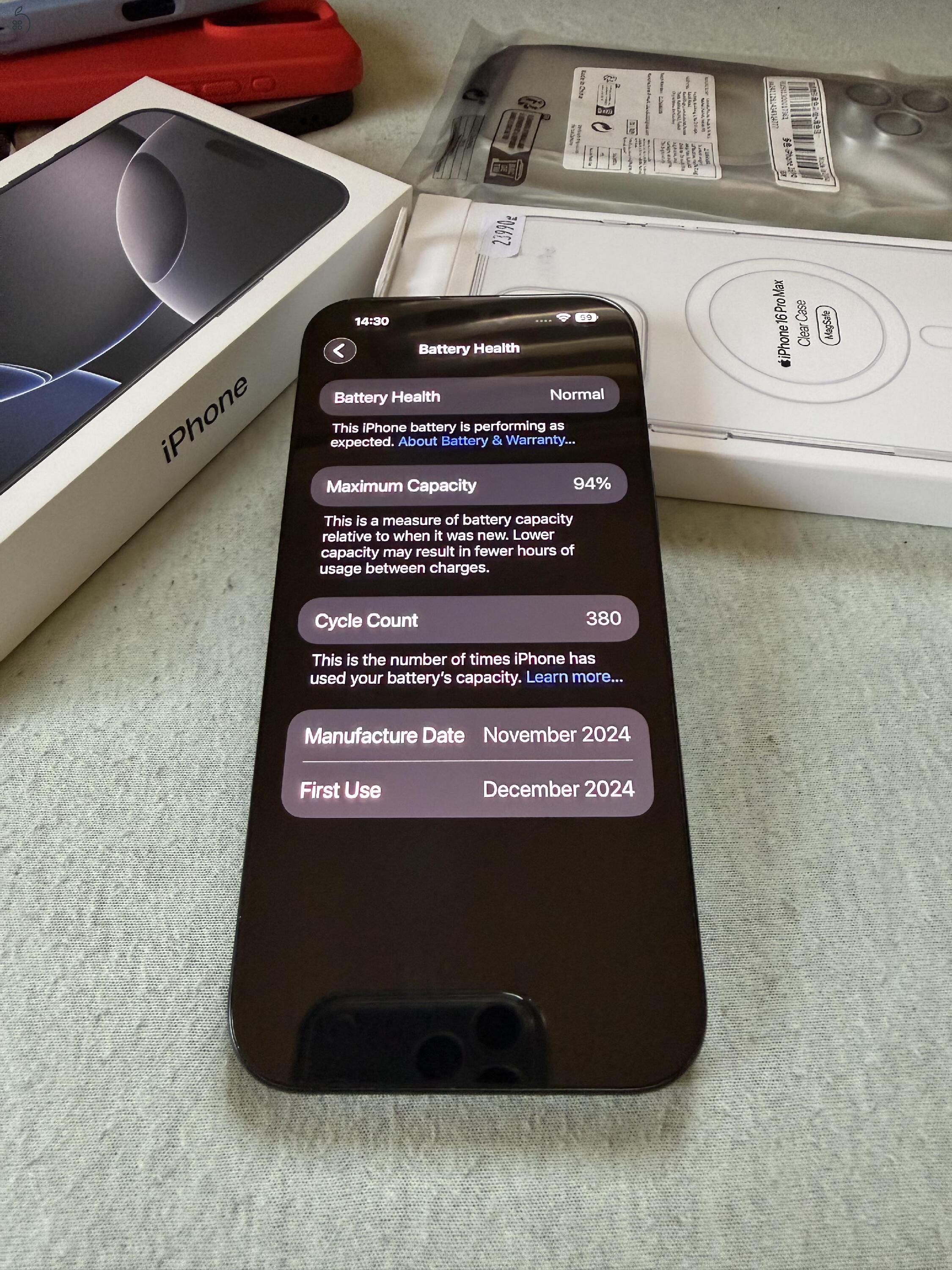 Eladó újszerű Apple iPhone 16 Pro Max 256 GB -garanciális, sok tartozék