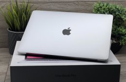 Hibátlan MacBook Pro 2020 M1 13” 256GB 8GB 2 ÉV Garanciával 100%
